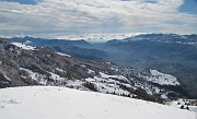 27 Valle Imagna e in primo piano Fuipiano.